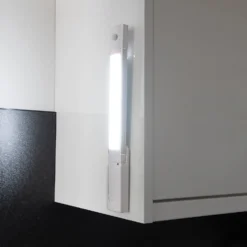 Arlec Lithium PIR LED Light Bar 28cm -Energizer Sales Store 12813238 5245007579960609