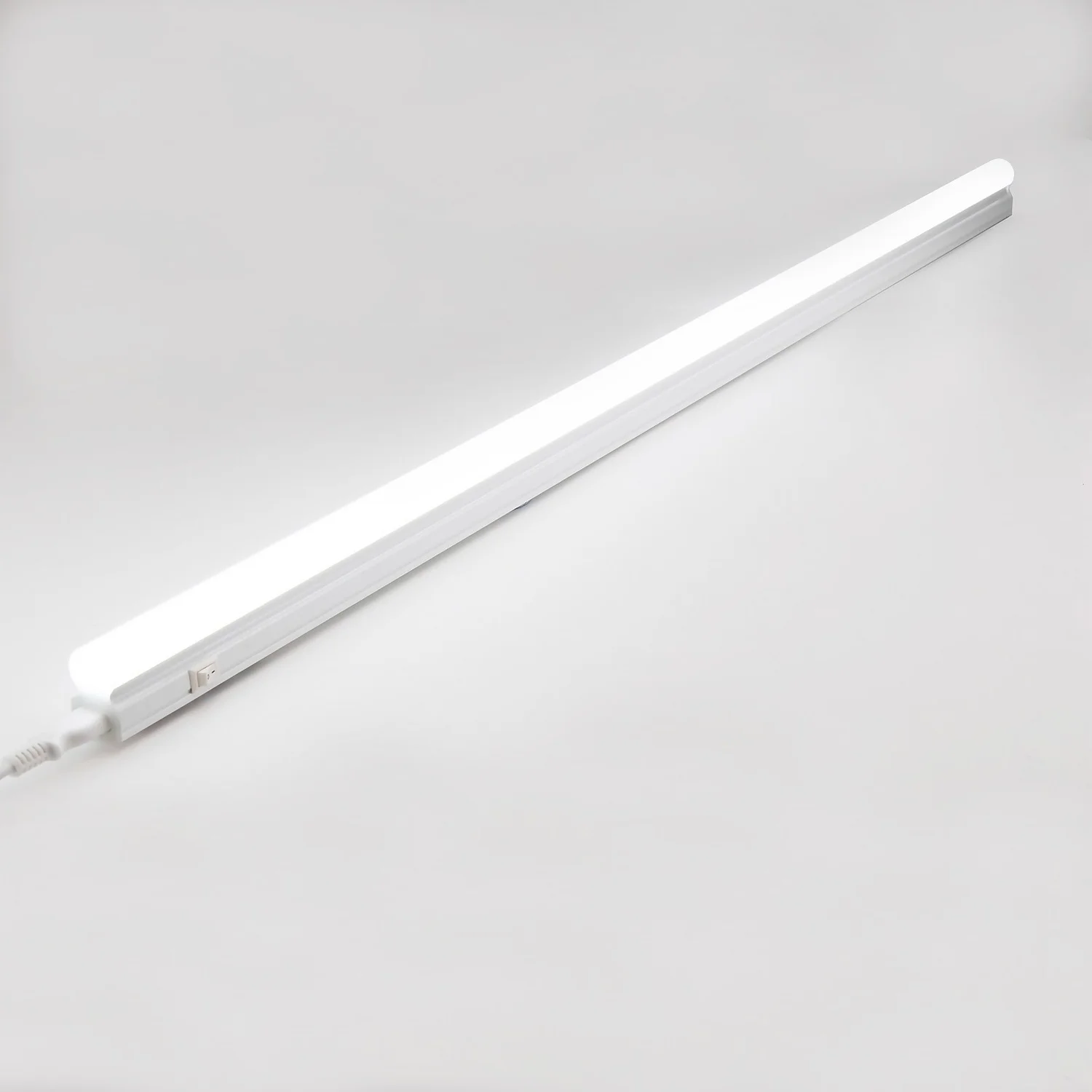 Arlec 12W Cool White Bar Light 8 Arlec 12W Cool White Bar Light - Image 6