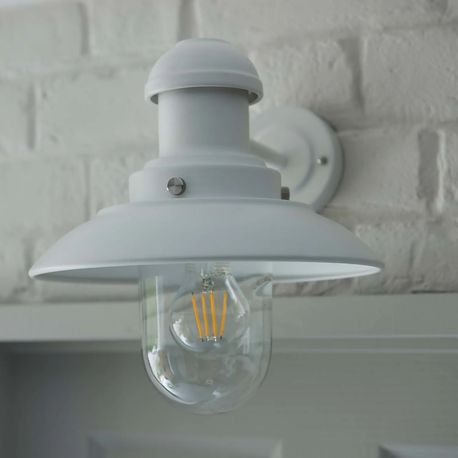 Hereford Outdoor Wall Light - White 5 Hereford Outdoor Wall Light - White - Image 3